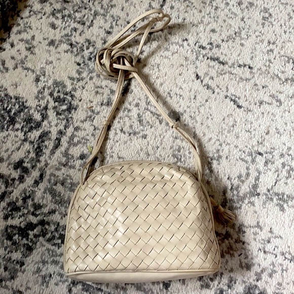 Bottega Veneta Handbags - Vintage Bottega Veneta Cream Crossbody Purse